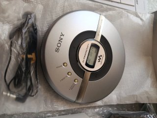Discman Sony Walkman CD Player D-EJ100