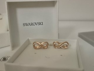 Swarovski Collana e Orecchini Infinito
