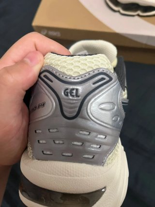 Zapatillas Asics Gel-Kayano 14 Plata/Amarillo