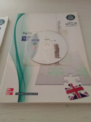 Libro de inglés  grado medio