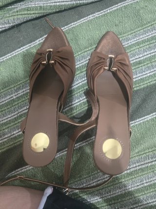 Sandalias T39 tacón fino alto