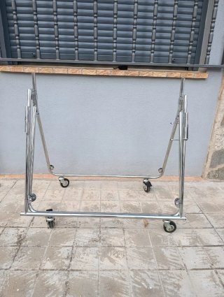 Perchero Metálico Desmontable