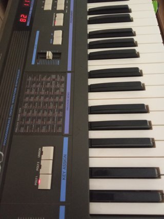 Korg DW-6000 Sintetizador