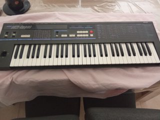 Korg DW-6000 Sintetizador