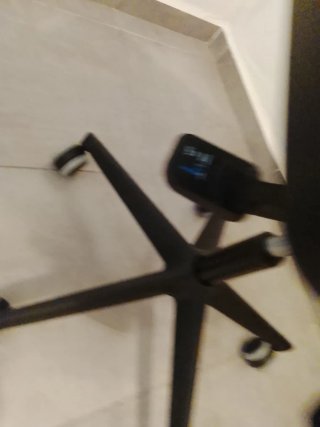 Silla de oficina negra