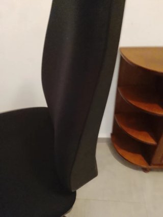 Silla de oficina negra