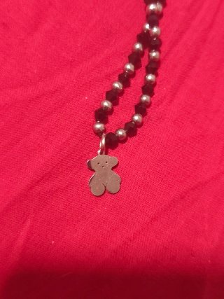 Collar con colgante de oso