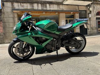 Suzuki GSX-R 600 K7 Verde