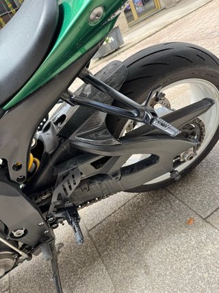 Suzuki GSX-R 600 K7 Verde