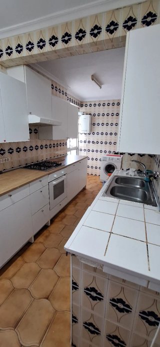 Se alquila piso semanal o por quincena en Cádiz