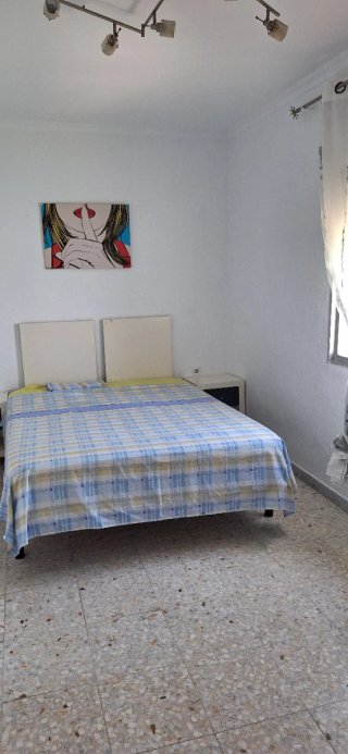 Se alquila piso semanal o por quincena en Cádiz