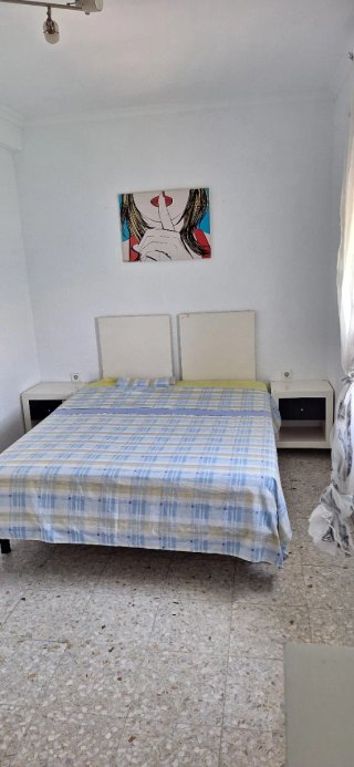 Se alquila piso semanal o por quincena en Cádiz