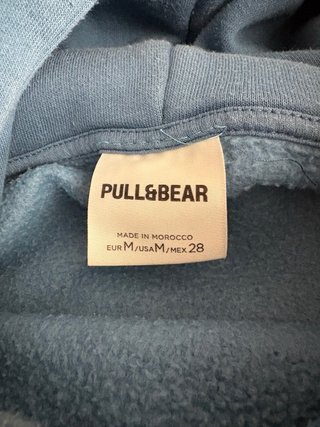 Sudadera azul de pull and bear