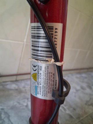 Andador plegable con frenos
