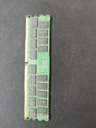 Módulo RAM DDR4 32GB PC4-2400T