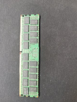 Módulo RAM DDR4 32GB PC4-2400T