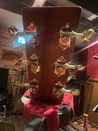 Guitarra Martin 00-28 Modern Deluxe