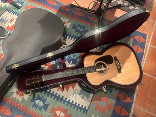 Guitarra Martin 00-28 Modern Deluxe