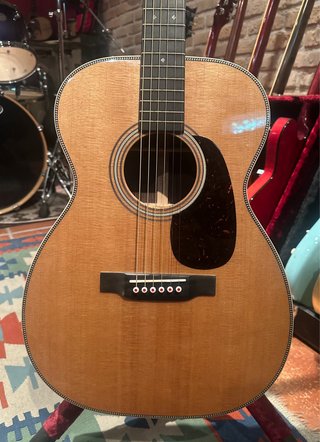 Guitarra Martin 00-28 Modern Deluxe