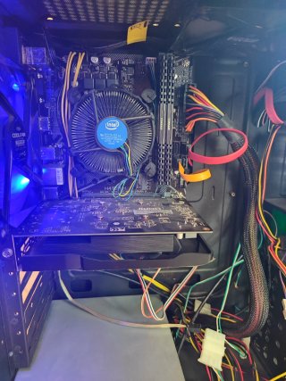 Sobremesa Intel i3-10100F Radeon RX550