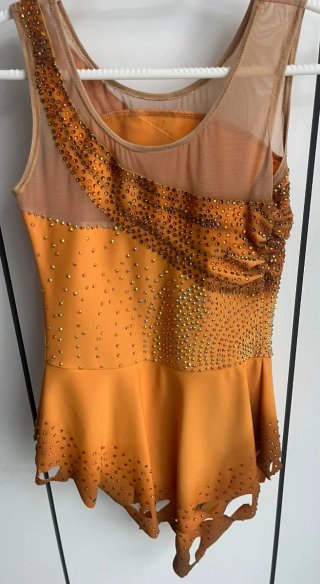 Maillot patinaje artístico dorado talla 10/12