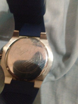 Reloj Guess Dorado y Azul