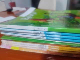 Libros texto 4 primaria Ed. Revuela