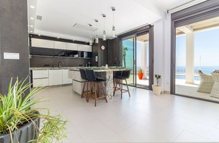 Chalet en alquiler en Pinares de San Antón en Málaga