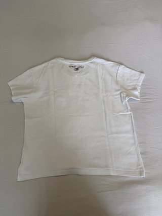 Camiseta Tommy Jeans Estampada Bolsillo