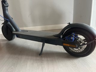 Patinete Eléctrico Negro