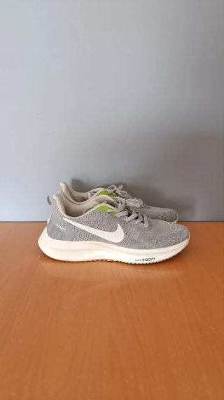 Deportivas Nike Zoom Training Grises