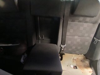 Asiento trasero Vectra con cinturón central