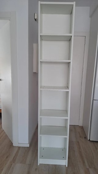 Estantería blanca 40x28x202