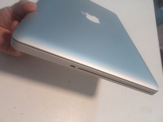 MacBook Pro 13 Core i5 4GB RAM 320GB HDD