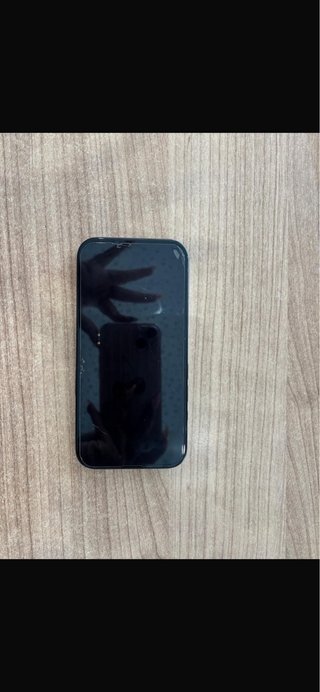 Apple iPhone 16 Negro