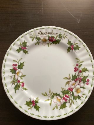 Set 3 piatti frutta Royal Albert serie dei mesi