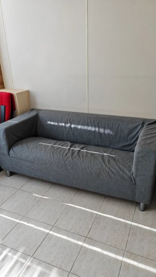 Sofá 2 plazas gris tela