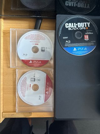 PS4 Pro + 3 Mandos + 10 Juegos