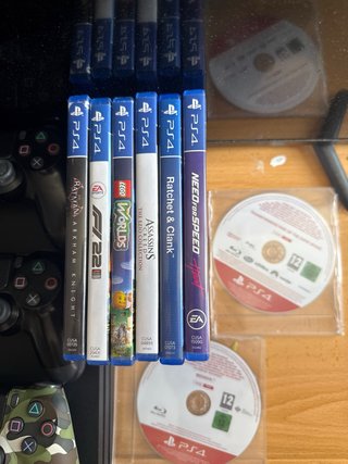 PS4 Pro + 3 Mandos + 10 Juegos