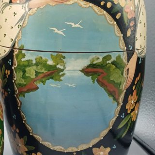 Muñeca Matrioska Rusa Pintadas a Mano con paisaje