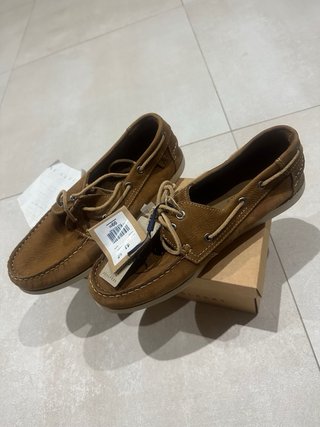 Zapatos Scalpers nuevos talla 41