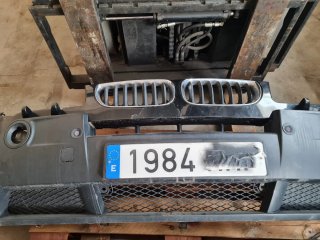 Paragolpes Delantero BMW X3 E83 2006 y refuerzo