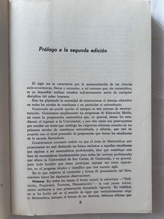 Introducción a la matemática moderna.