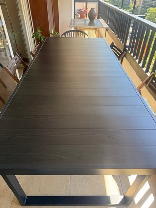 Mesa de exterior negra/gris metálica