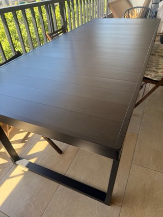 Mesa de exterior negra/gris metálica