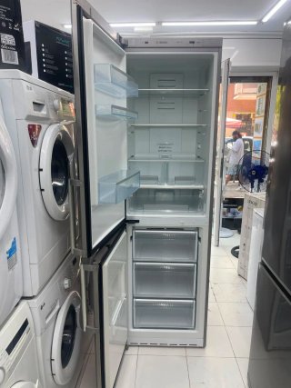 Nevera marca Bosch con garantía Transporte
