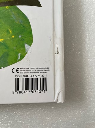 Libro pop-up La pequeña oruga glotona