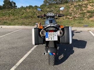 BMW 650 F Adventure con 3 maletas.   Limitada A2.