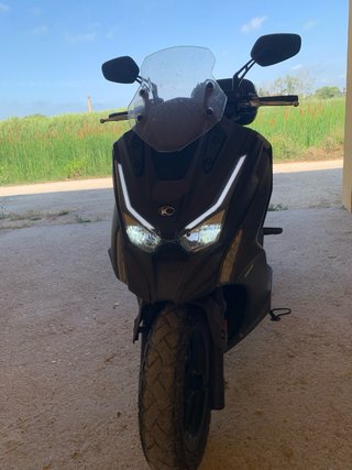 Kymco DTX 125 Maxi Scooter Negra