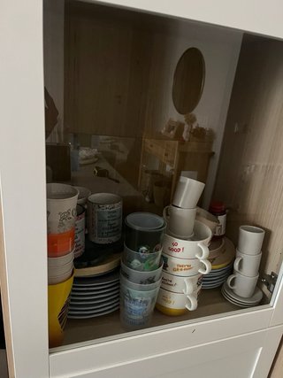 Vitrina BESTÅ IKEA Madera y Cristal